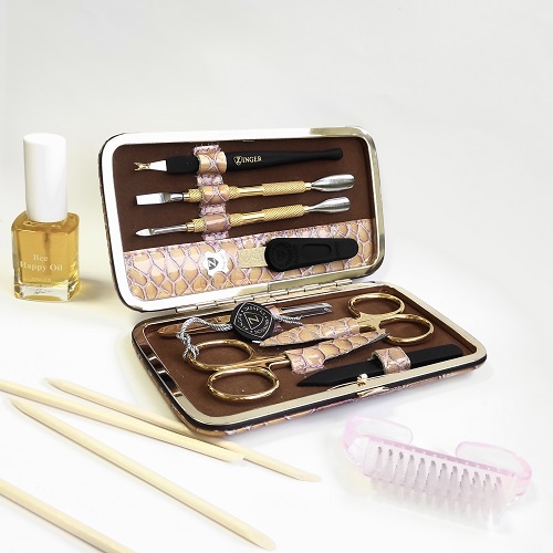 Маникюрные наборы